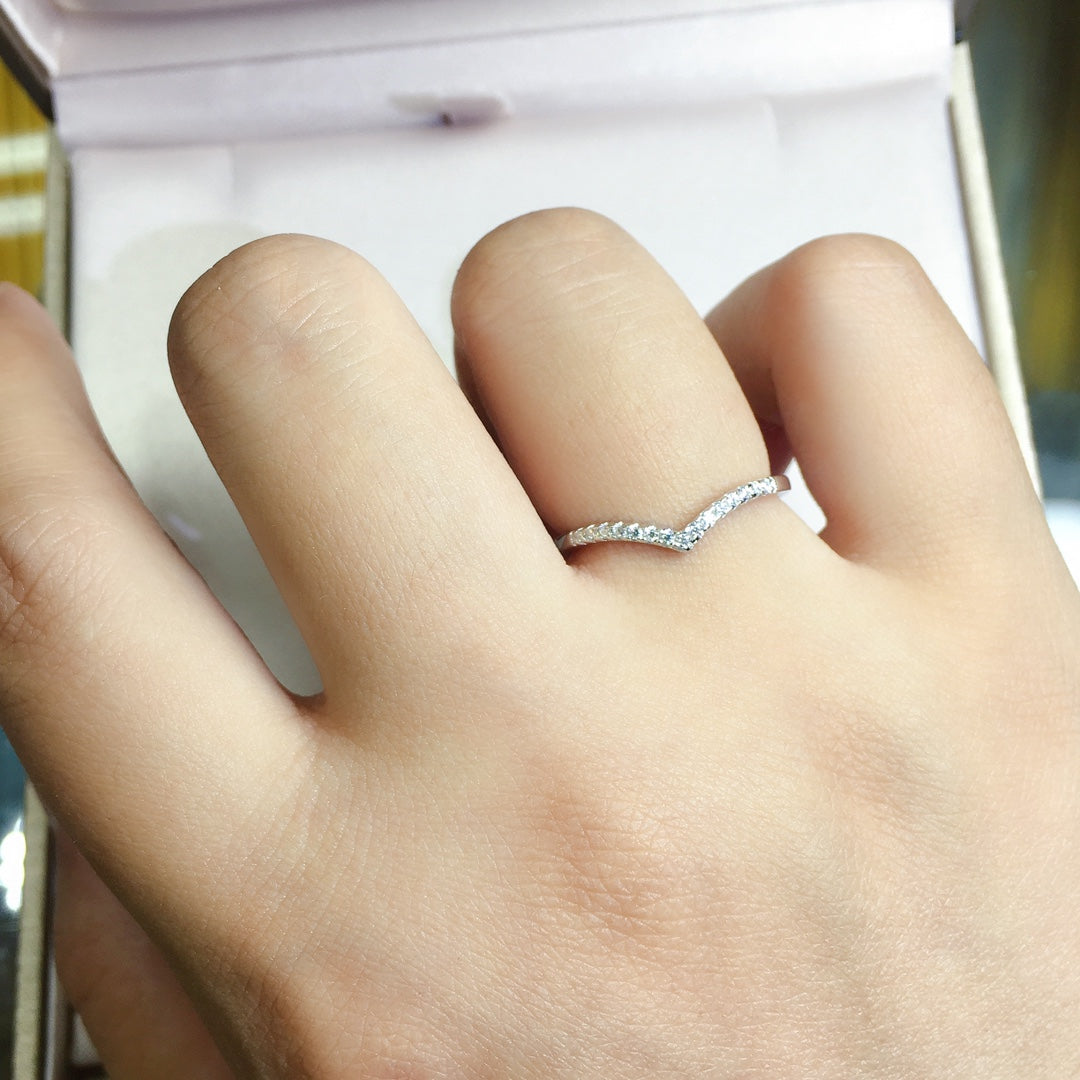 【#P09 V-shaped crown】S925 sterling silver moissanite customized ring band